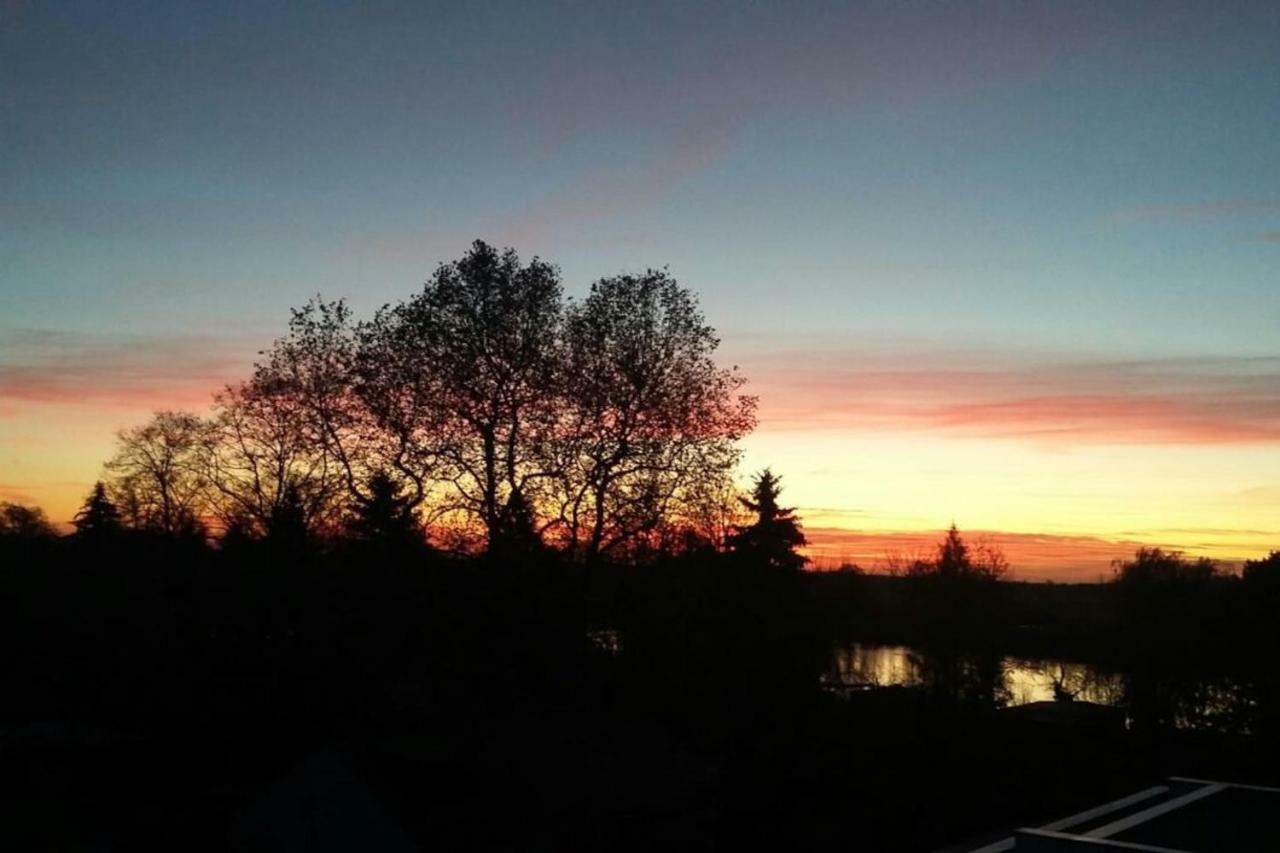 Ferienwohnung Mit Seeblick Brandenburg  ภายนอก รูปภาพ